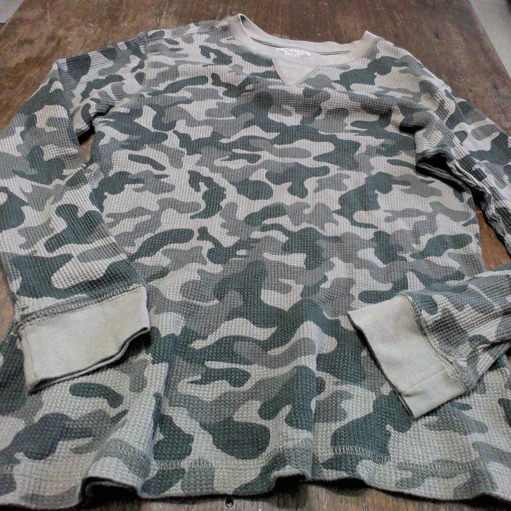 Boy's M 10/12  Architect long sleeve shirt